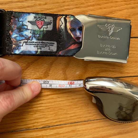 Batman Arkham Buckle Down Seatbelt Belt - Picture 5 of 6